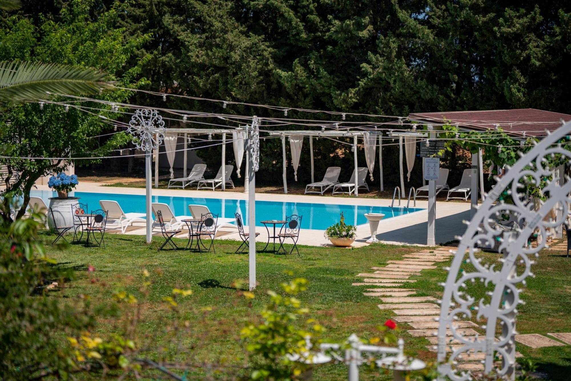 קונברסאנו Masseria Montepaolo Dimora Di Charme מראה חיצוני תמונה